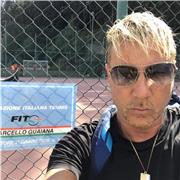 Sì Impartisce lezioni individuali e collettive
Maestro fitp